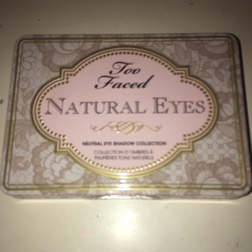 Too Faced - Natural Eyes